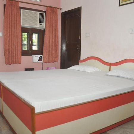 Aapnni Hotel جايبور الغرفة الصورة